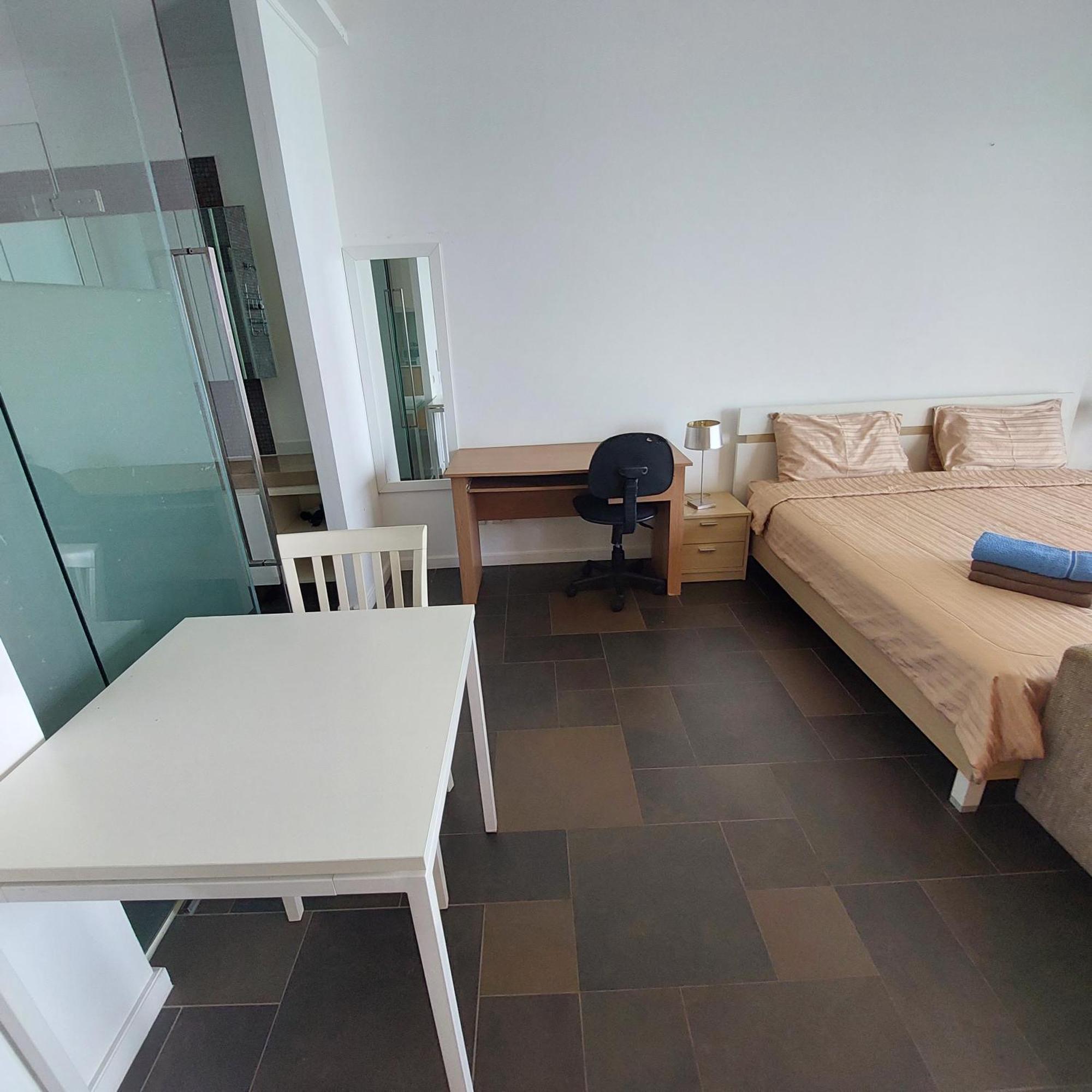Sea View Apartment In Pattaya Bagian luar foto