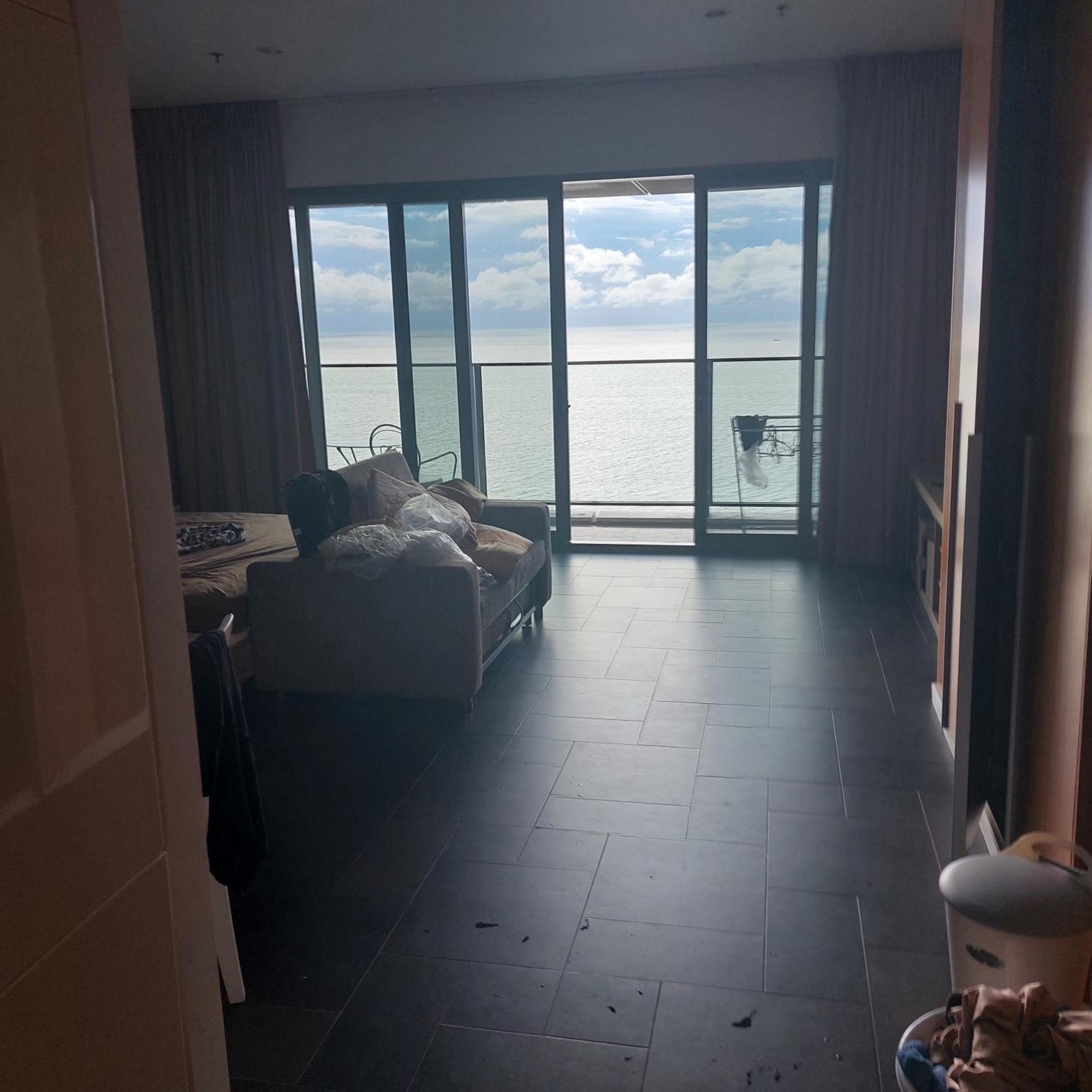 Sea View Apartment In Pattaya Bagian luar foto